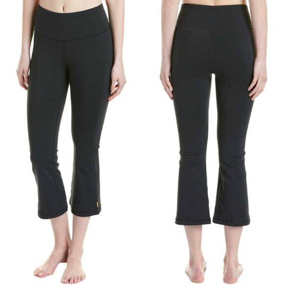 flare leg capri yoga pants